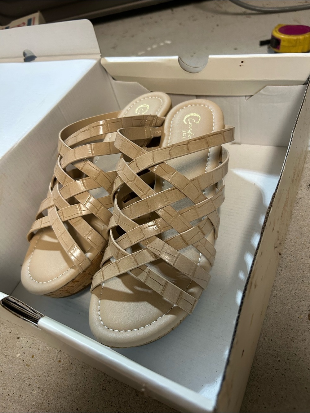 Comfort Natural Sandals size 8